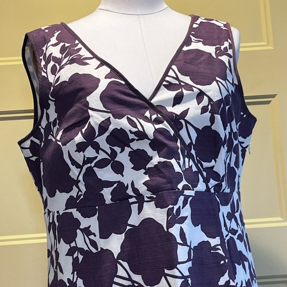 Boden Purple and White Floral Sleeveless Dress. Sixe 12R - Picture 5 of 10